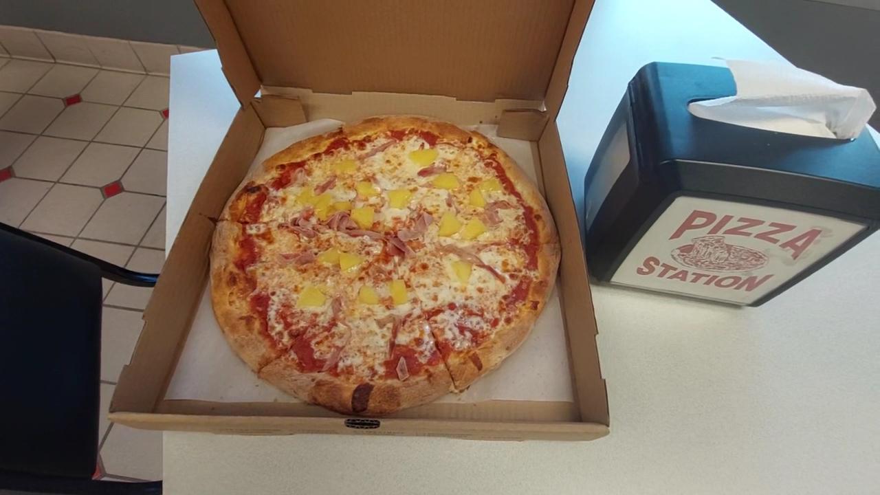 Big Apple Pizza Station Menu image 4